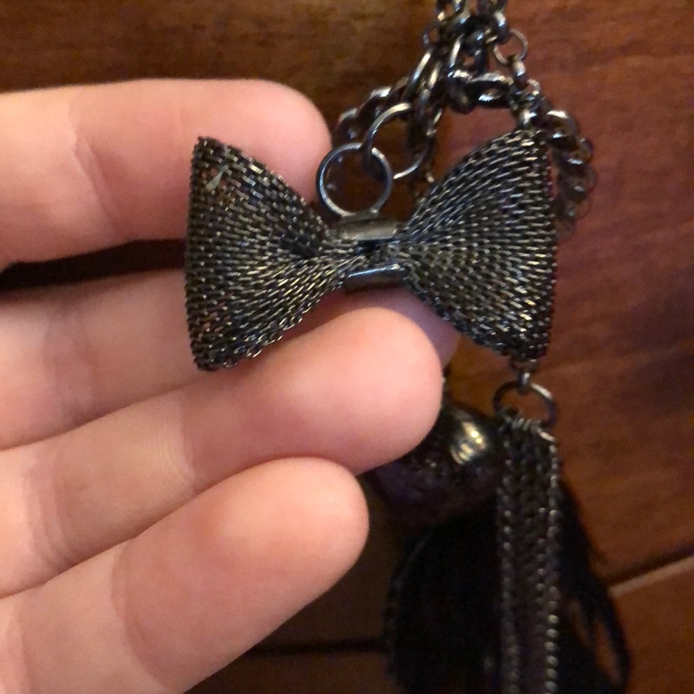 Feather necklace